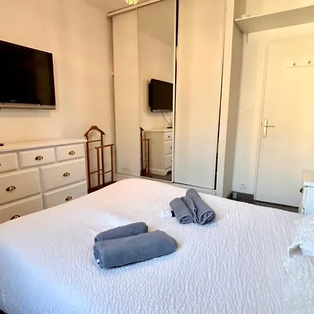 Appartement Casamea - 2 Chambres, Proche Hopital, Wifi, Clim